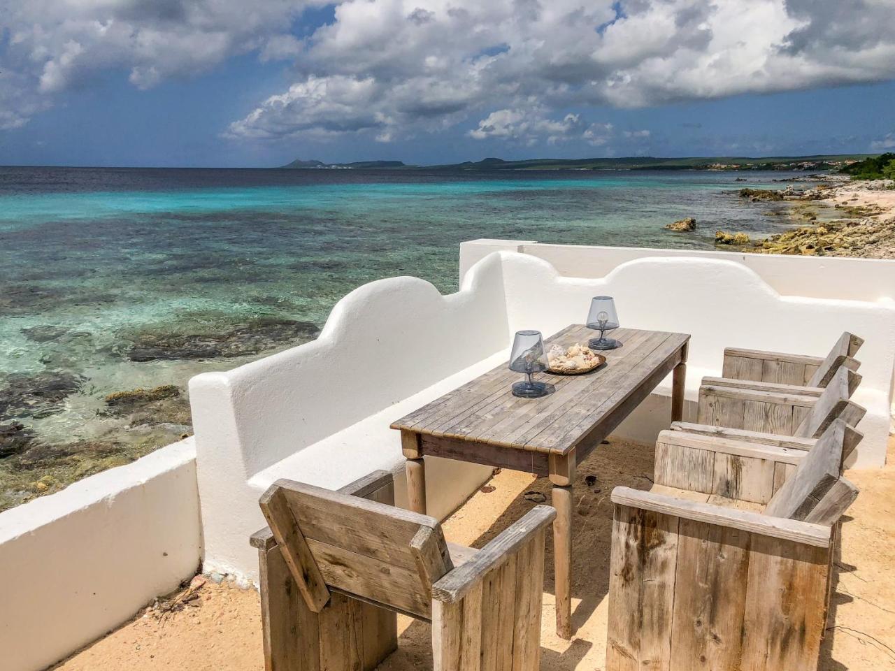 One Ocean Boutique Apartments & Suites Bonaire 크랄렌데이크 외부 사진